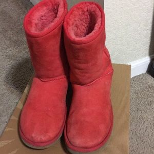 Peachy colored Uggs